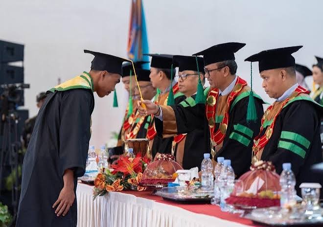 Dokumentasi Institut Jambatan Bulan